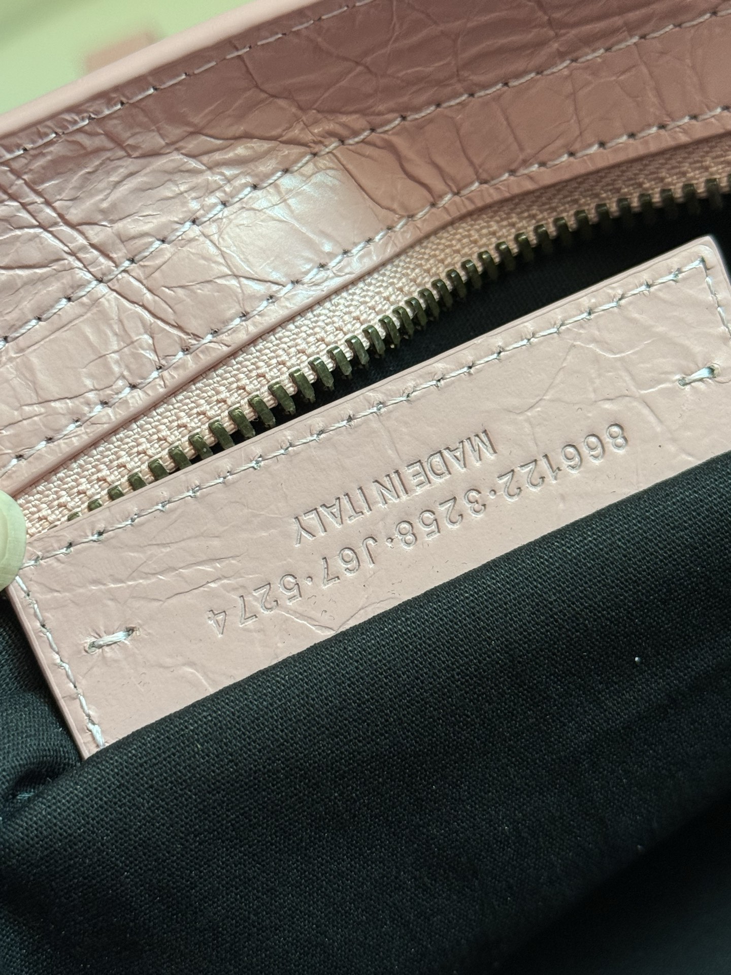 Balenciaga - Le City - Image 8