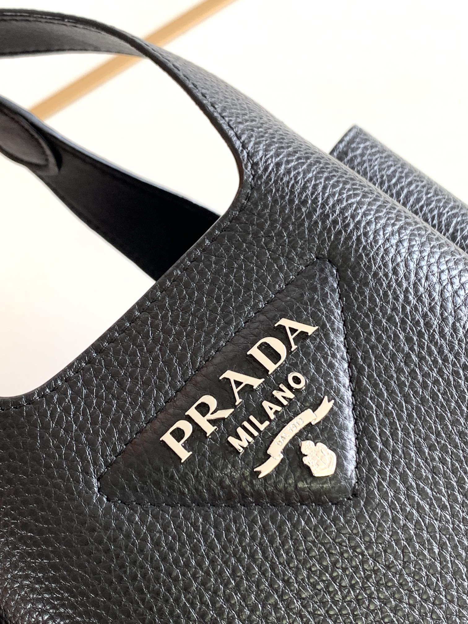 Prada - Leather - Tote Bag - Image 5