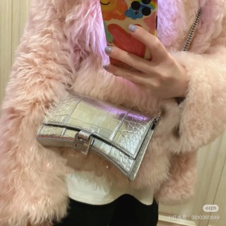Balenciaga - Hourglass Wallet on Chain - Image 3