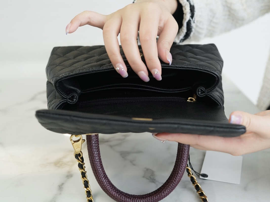 Chanel - Coco Handle - Image 8