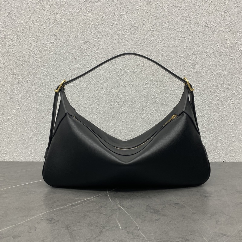 Celine - Romy - Image 3