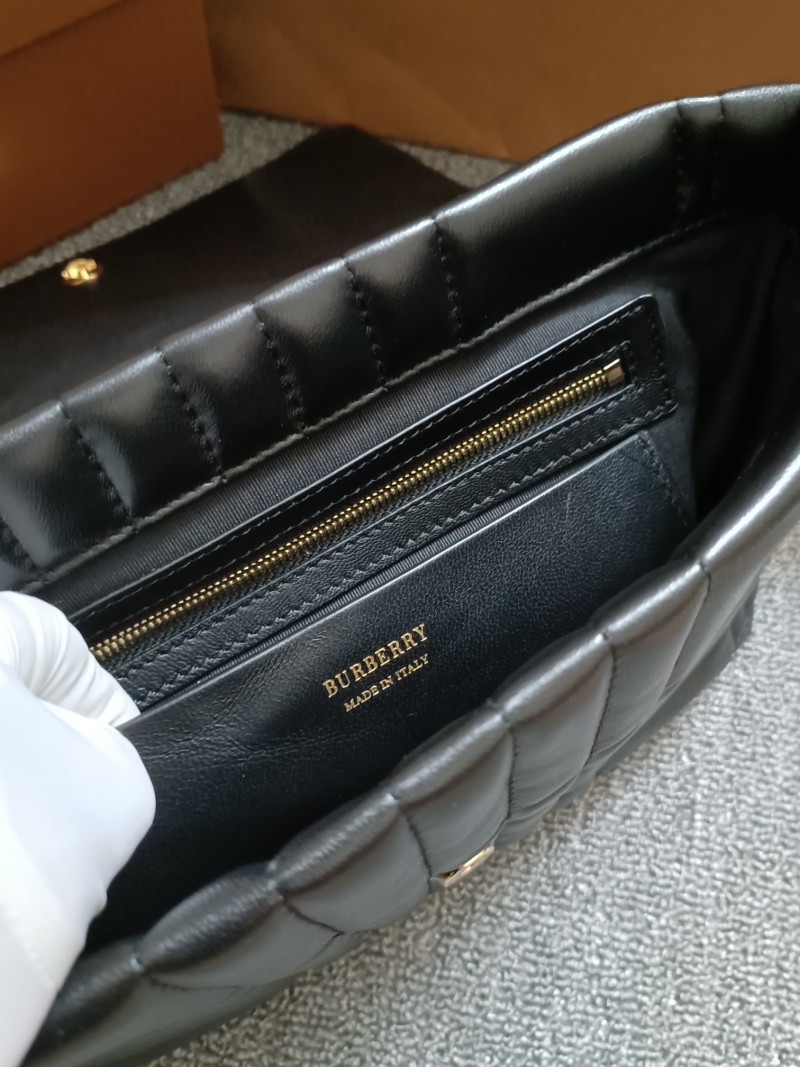 Burberry - Leather - Chain Clutch - Image 8