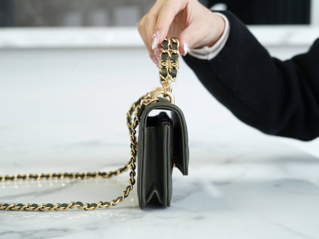 Chanel - Classic Flap - Image 5