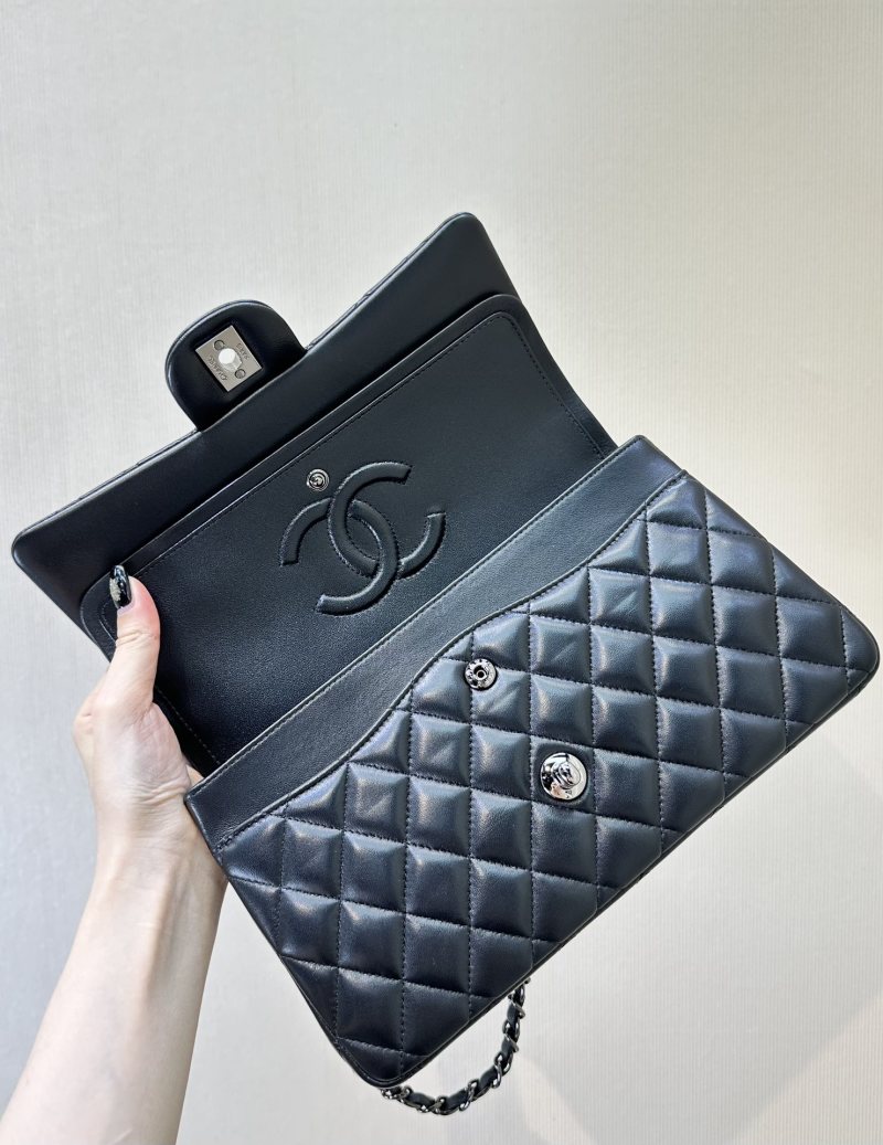 Chanel - Classic Flap - Image 8