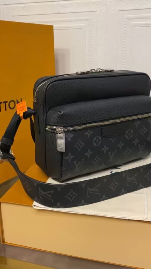 Louis Vuitton - Outdoor - Outdoor Messenger