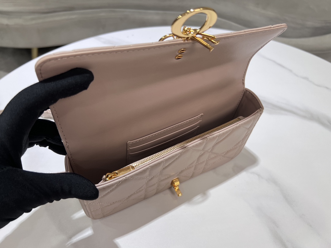 Dior - Crossbody Bag - Image 8