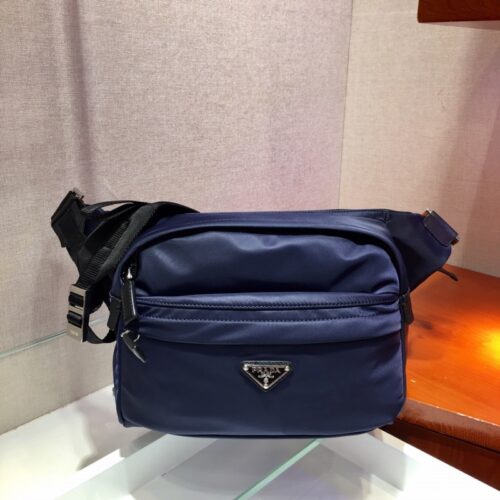 Prada - Messenger Bag