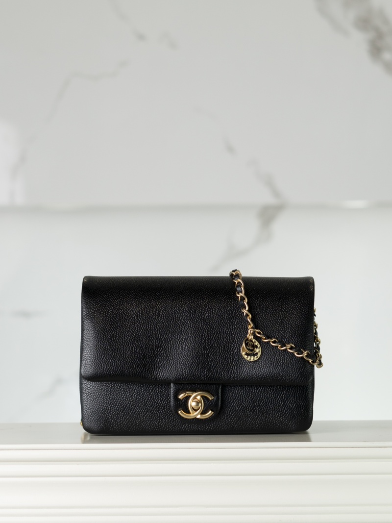 Chanel - Classic Flap - Image 2