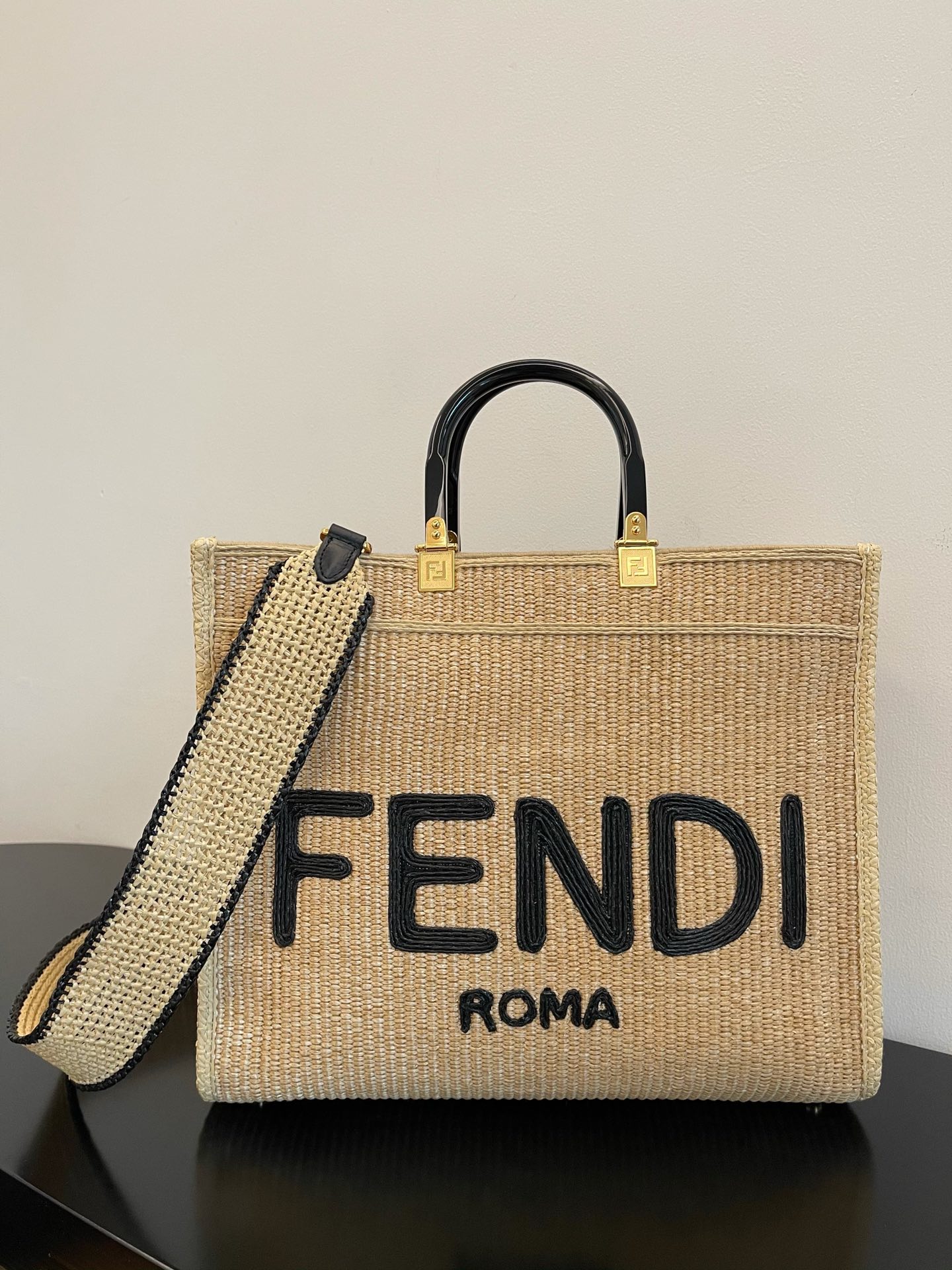 Fendi - Sunshine Shopper - Tote Bag