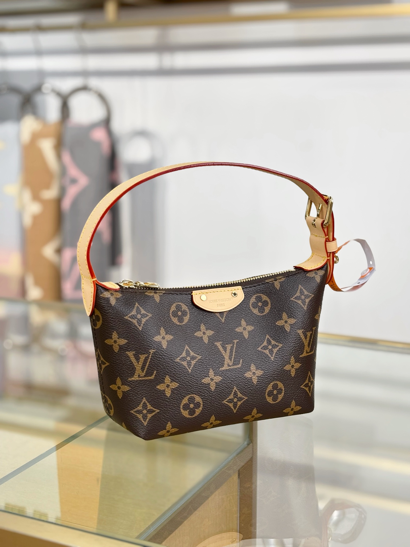 Louis Vuitton - Pochette Hills - Pochette Hills - Image 2