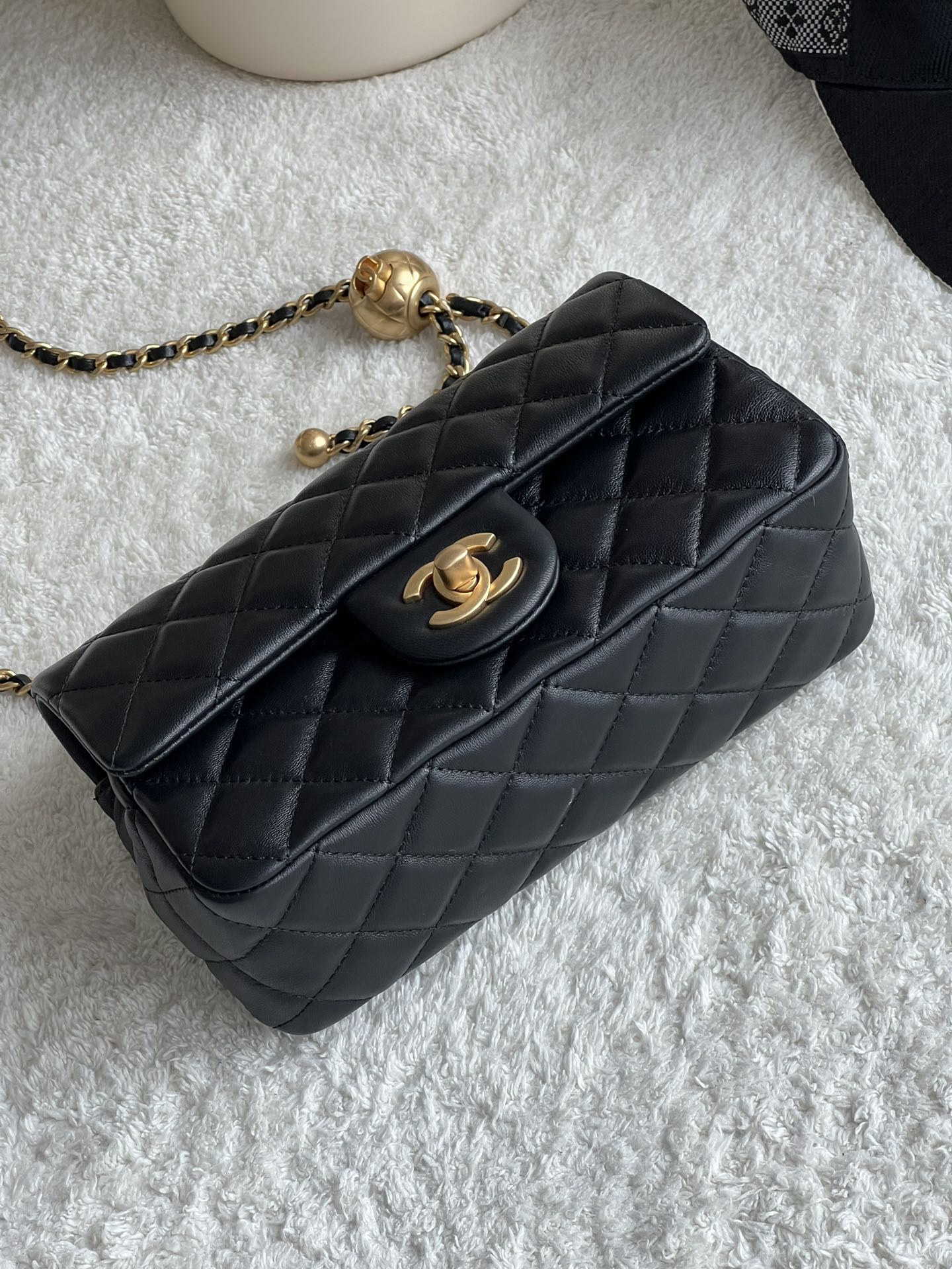 Chanel - Classic Flap - Image 4