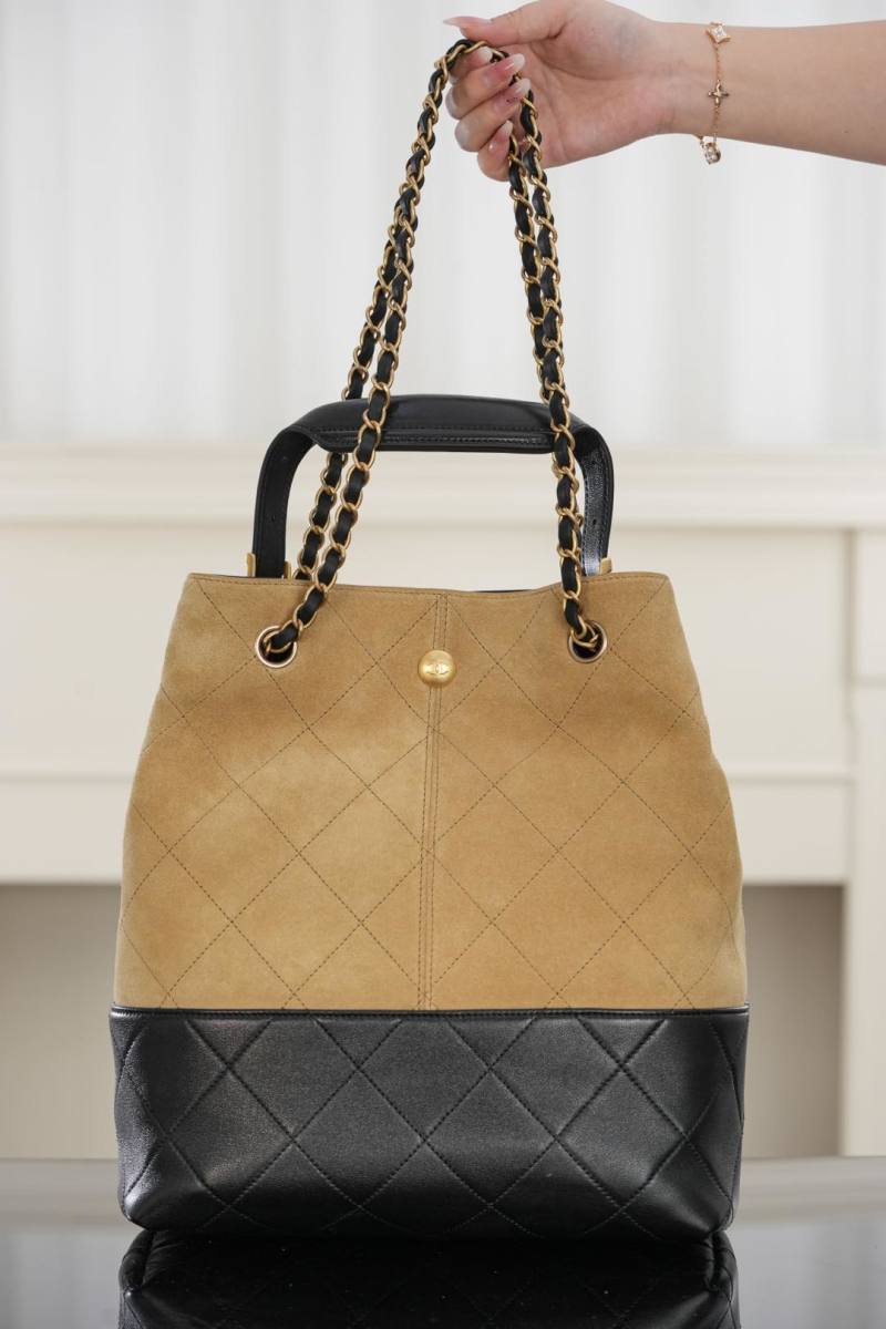 Chanel - Suede - Bucket Bag - Image 2