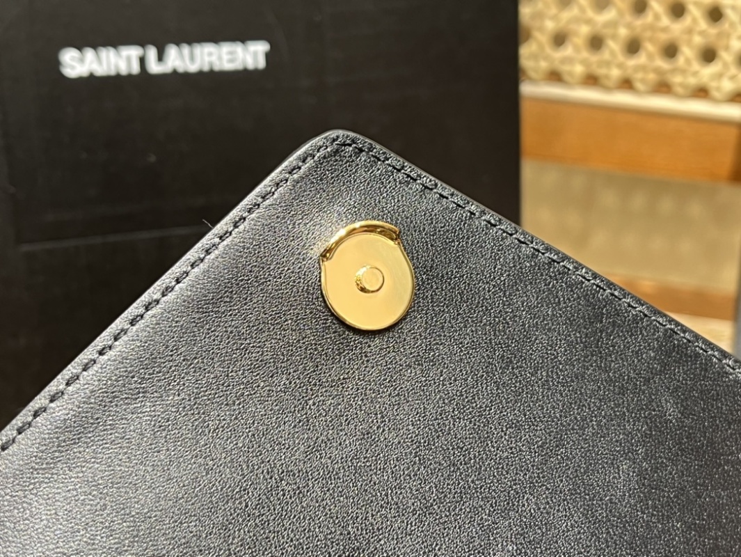 Saint Laurent - Gaby - Clutch - Image 8