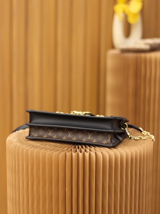 Louis Vuitton - Trunk Clutch - Trunk Clutch - Image 4
