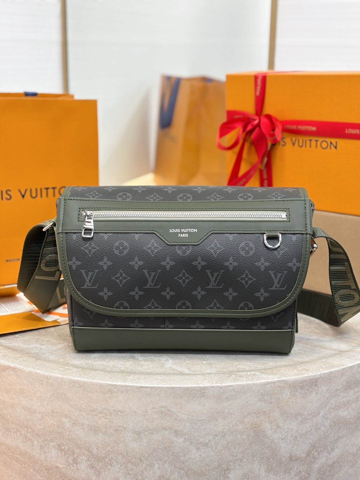 Louis Vuitton - Courrier - Courrier Bag - Image 2