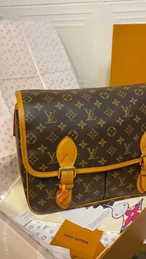 Louis Vuitton - Archive Satchel - Archive Satchel Messenger