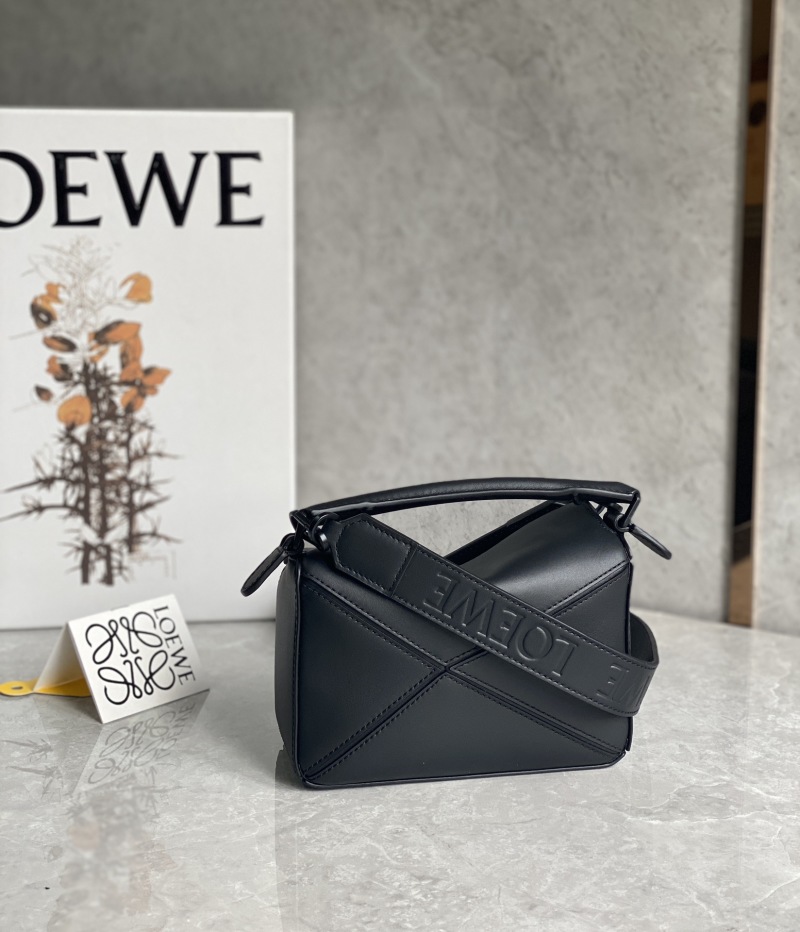 Loewe - Puzzle - Image 3