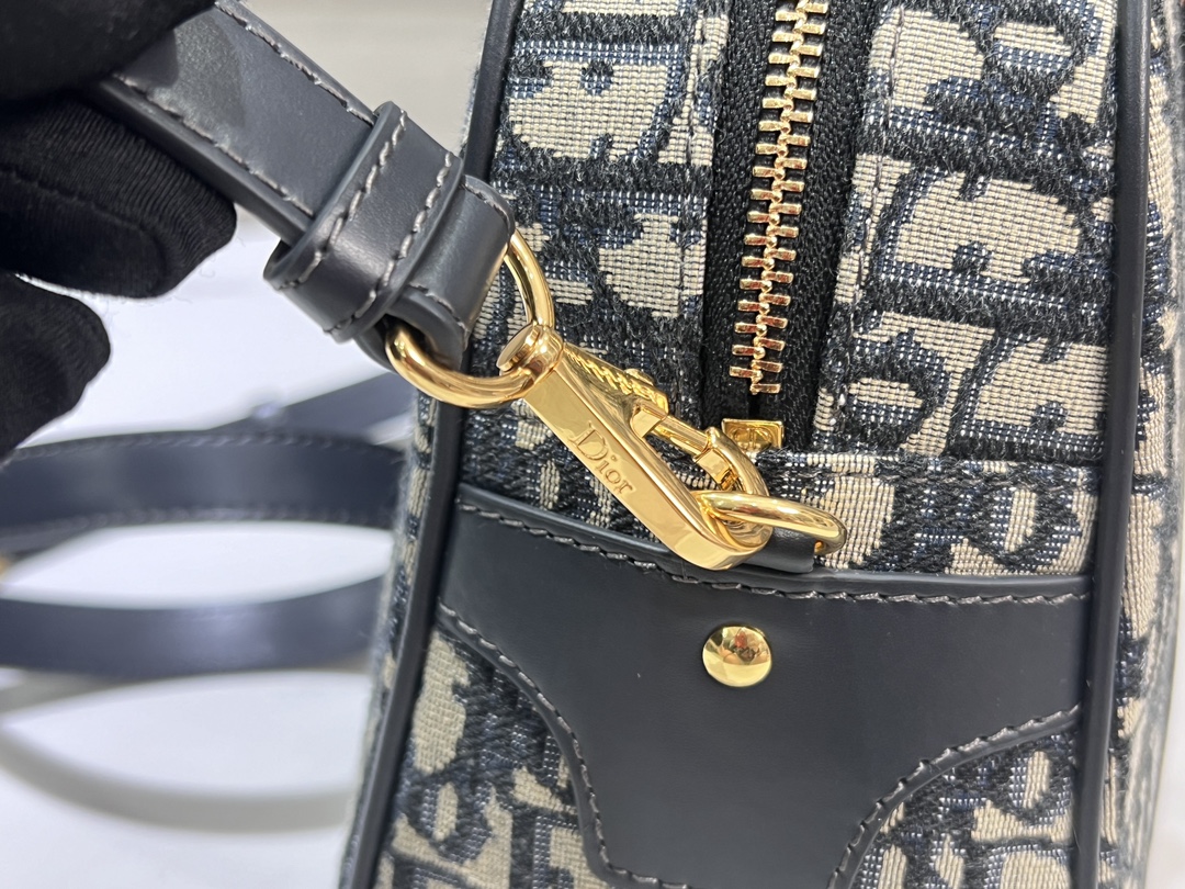 Dior - Key Pouch - Image 4