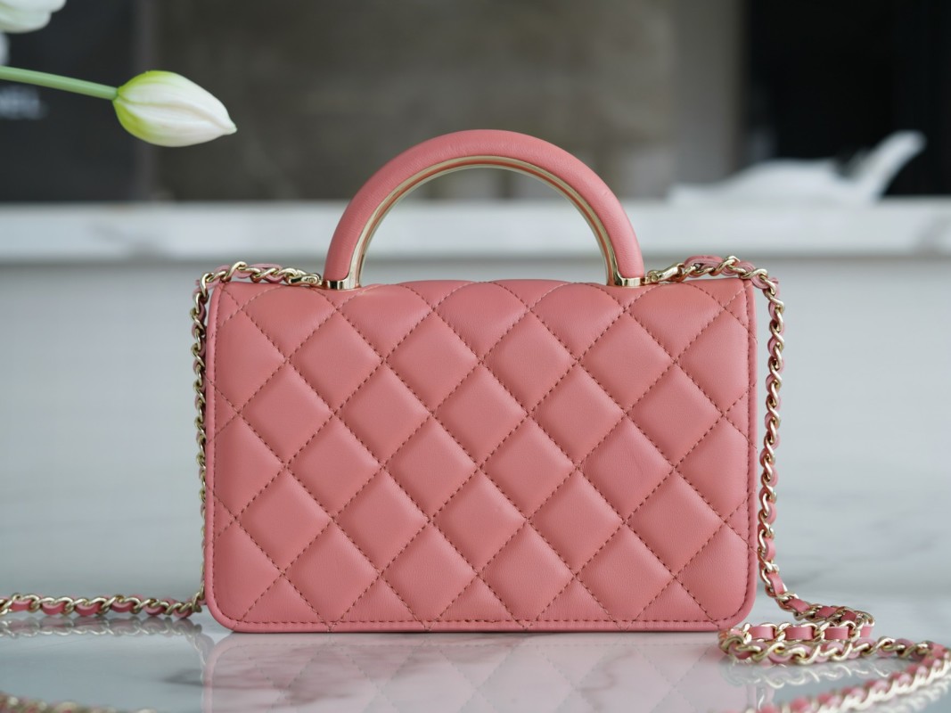 Chanel - Wallet on Chain - Image 4