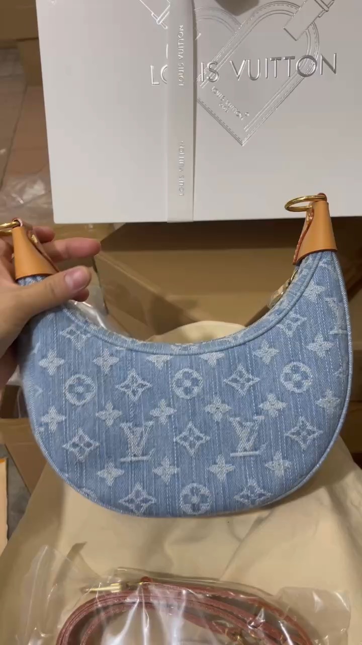 Louis Vuitton - Loop - Loop Bag