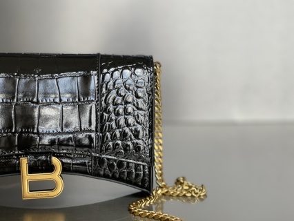 Balenciaga - Hourglass - Image 5