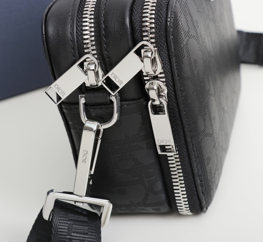 Dior - Zipped Pouch with Strap - Image 5