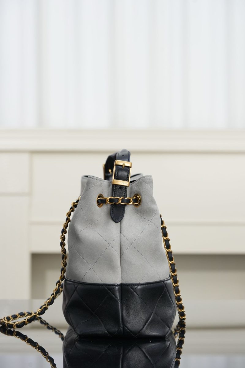 Chanel - Suede - Small Tote Bag - Image 7
