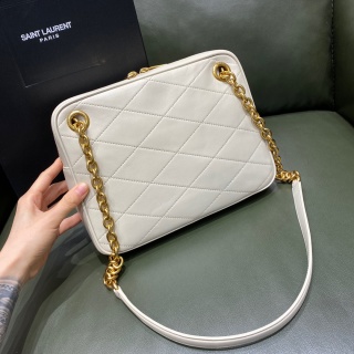 Saint Laurent - Le Maillon - Image 2