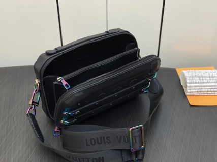 Louis Vuitton - Future Trunk - Future Trunk - Image 8