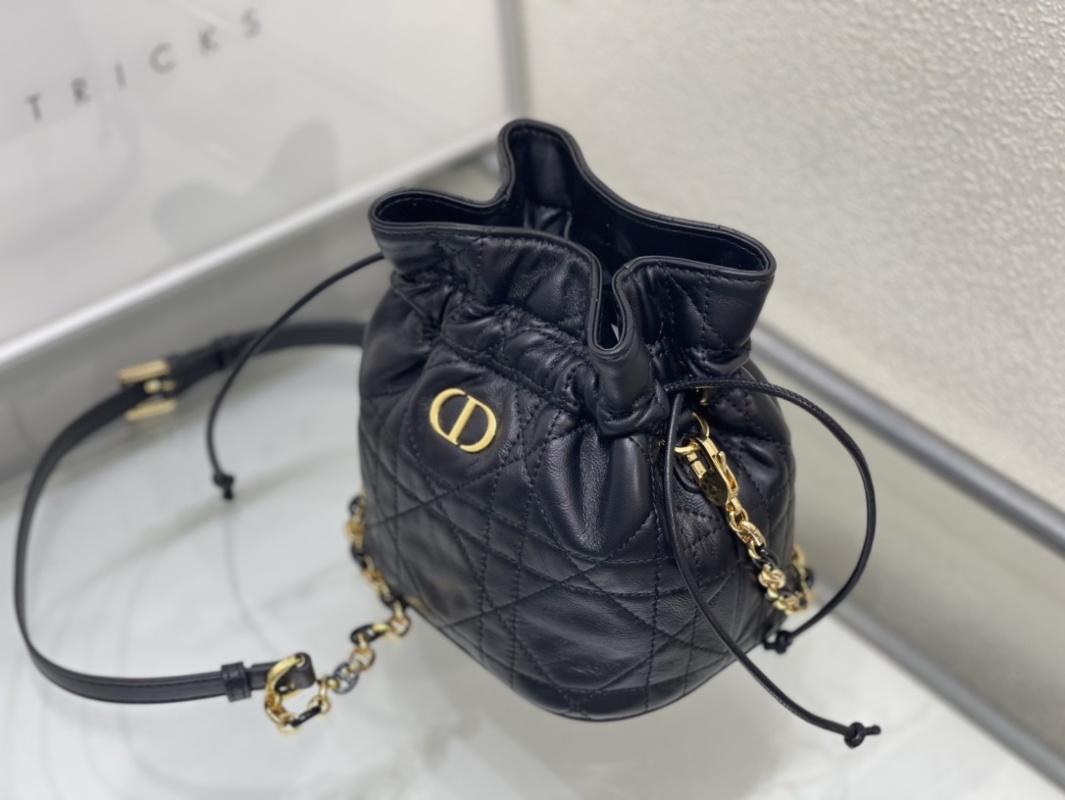 Dior - 30 Montaigne - Bucket Bag - Image 2