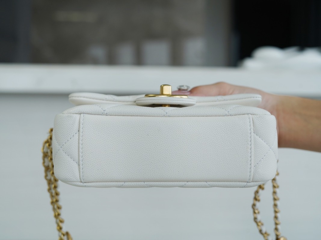 Chanel - CHANEL 22 - CHANEL 22 Leather Chain Box Bag - Image 7