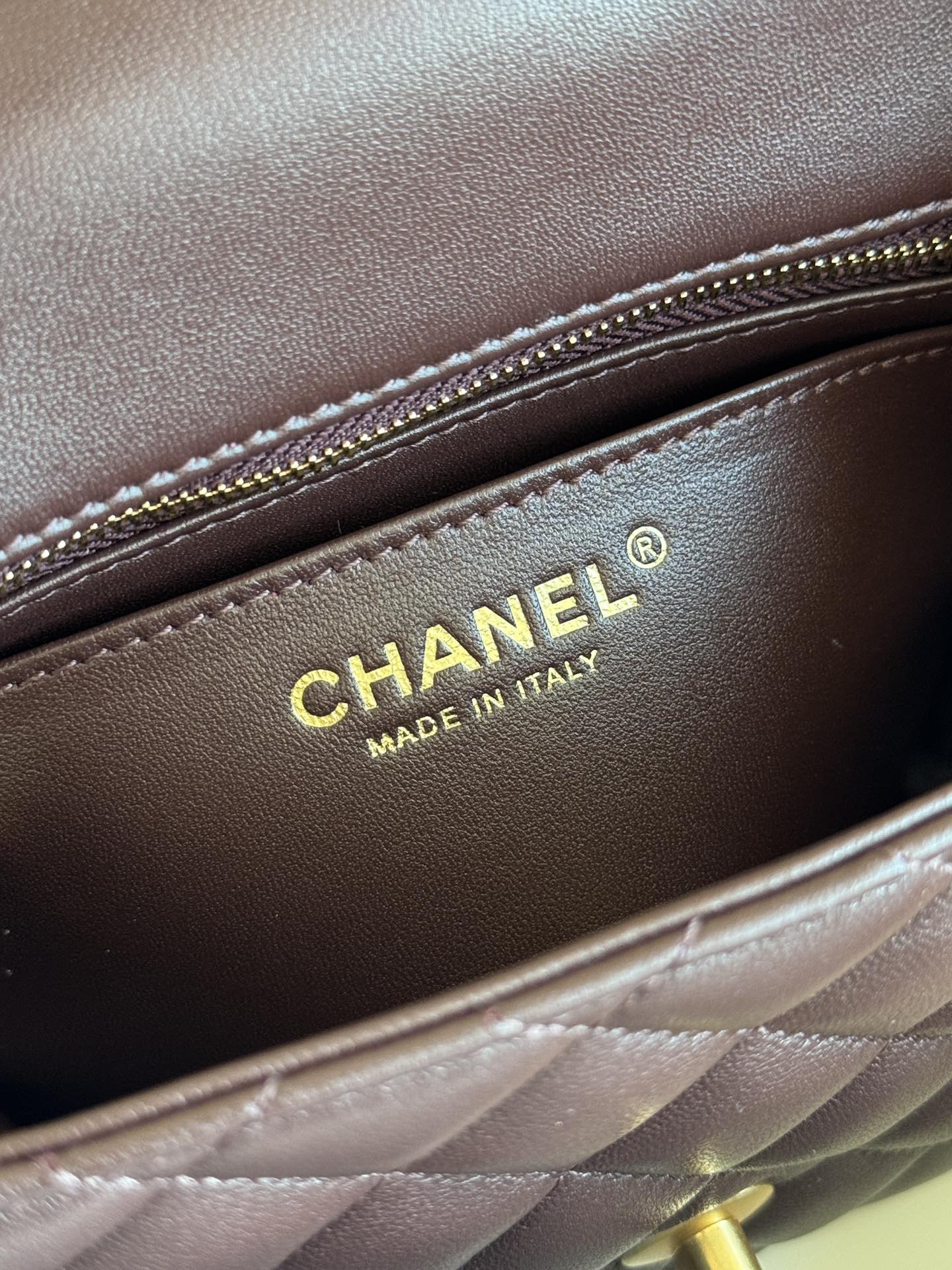 Chanel - Classic Flap - Image 8