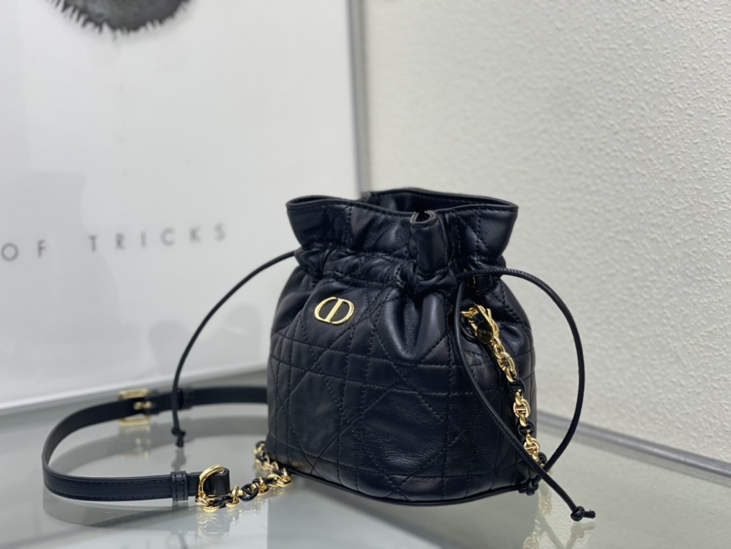 Dior - 30 Montaigne - Bucket Bag - Image 3