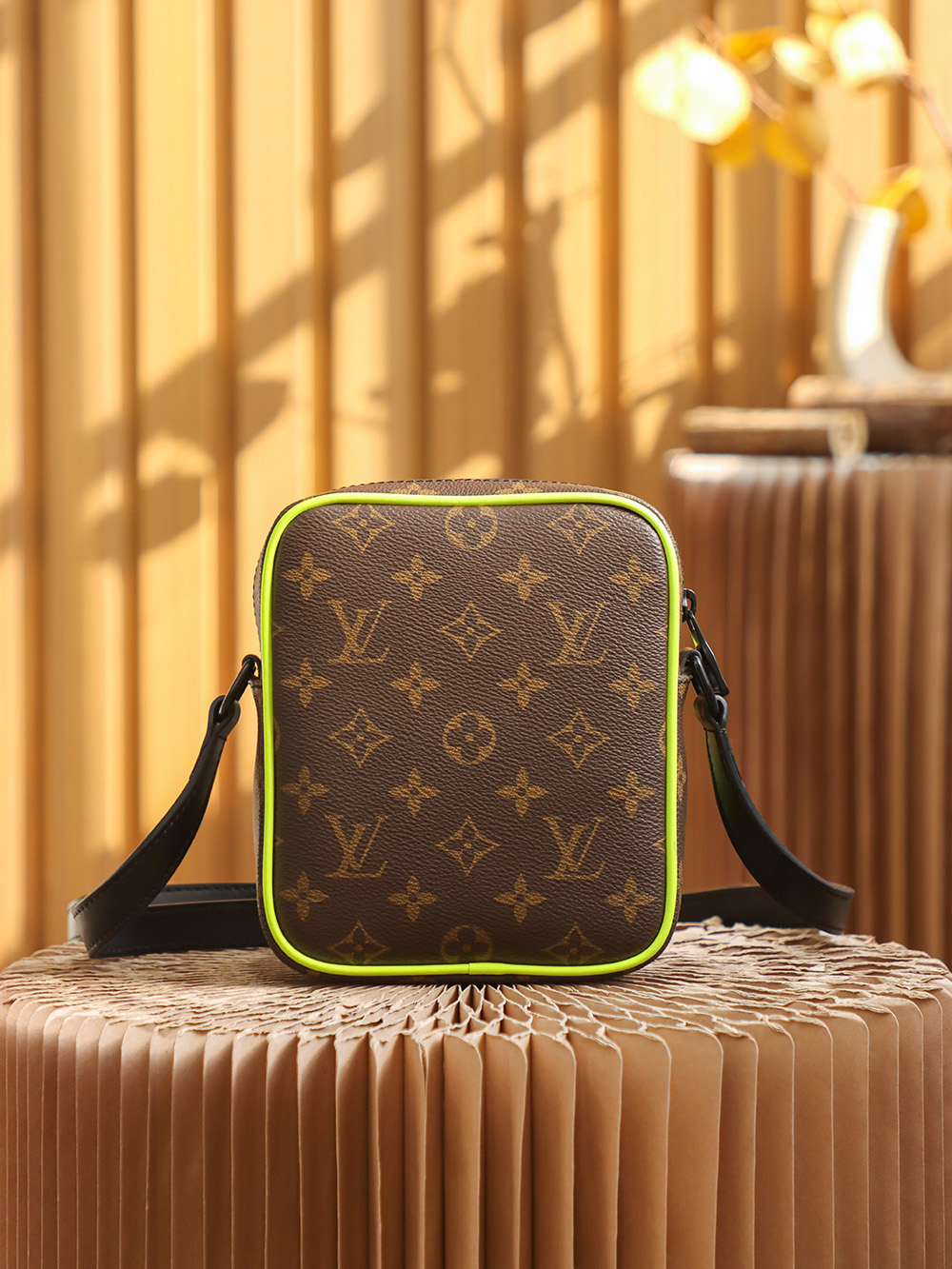 Louis Vuitton - Christopher - Christopher Camera Bag - Image 4