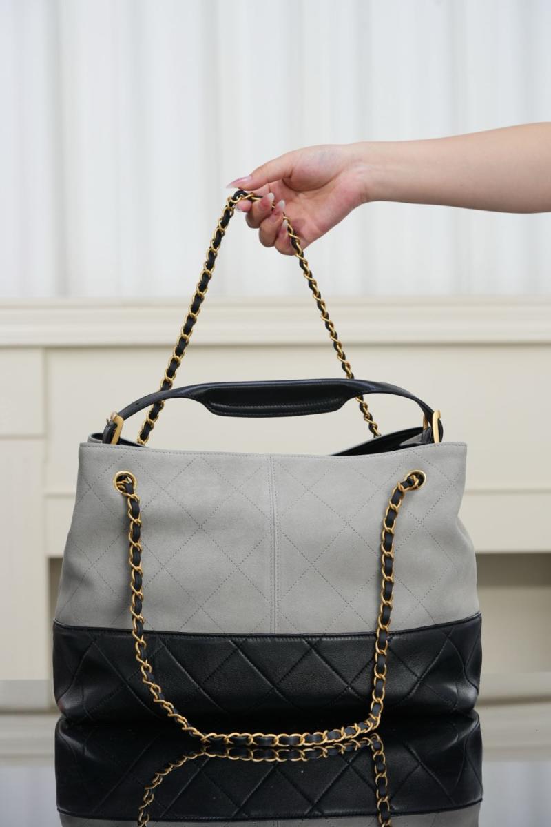 Chanel - Suede - Small Tote Bag - Image 2