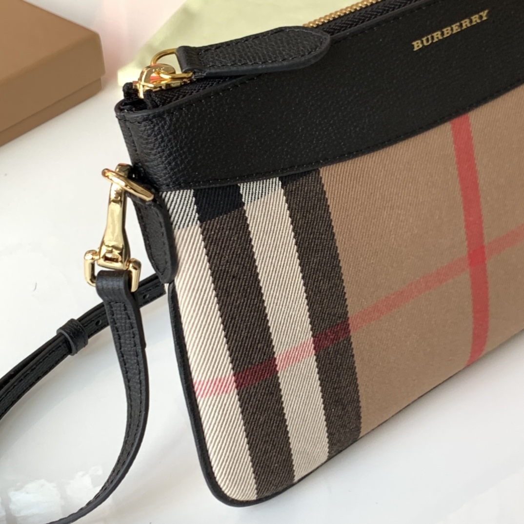 Burberry - Backpack - Image 5