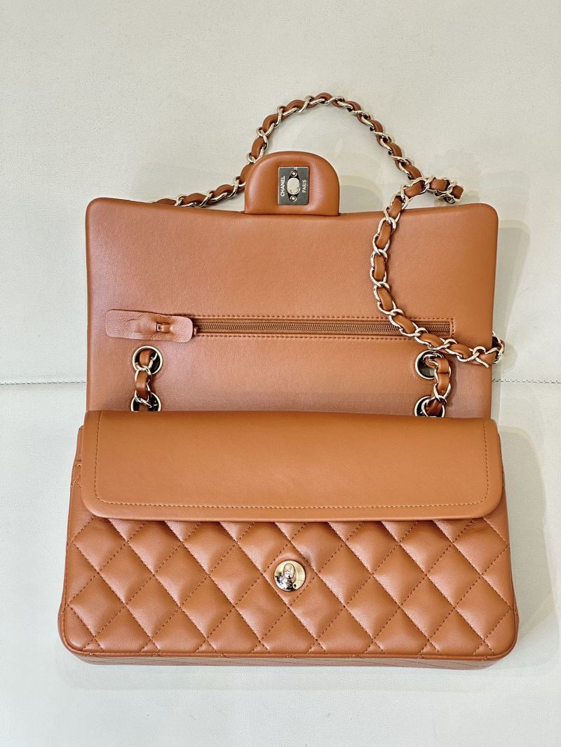 Chanel - Classic Flap - Image 5