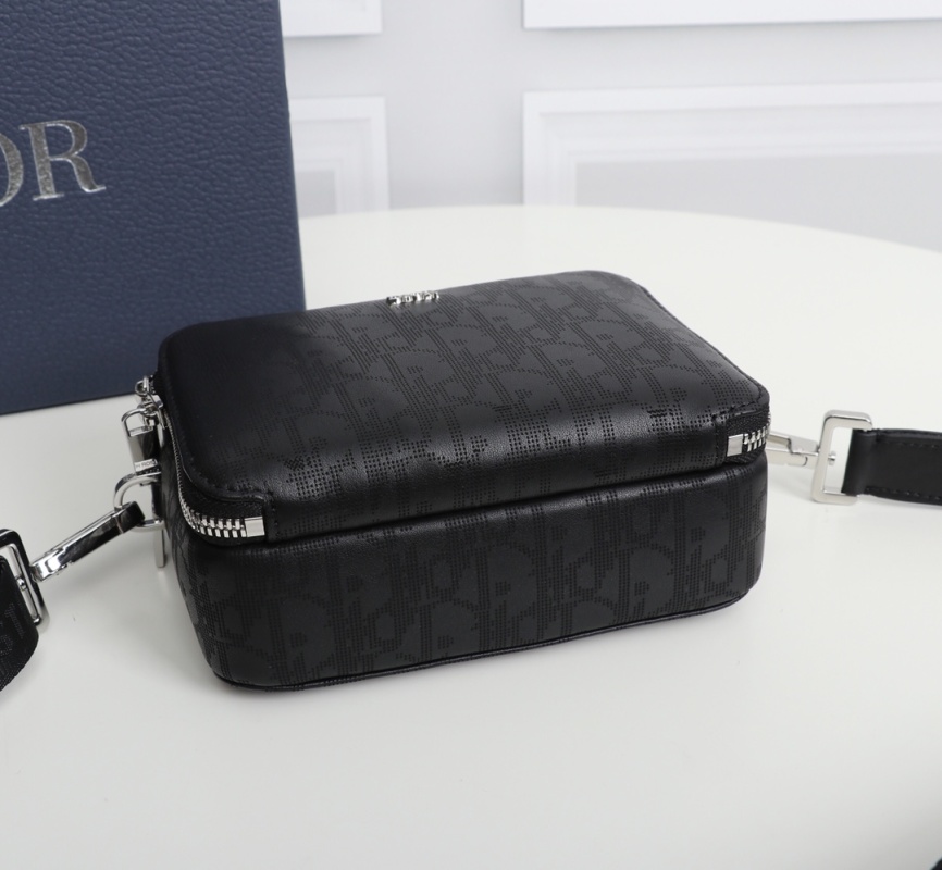 Dior - Zipped Pouch with Strap - Image 3