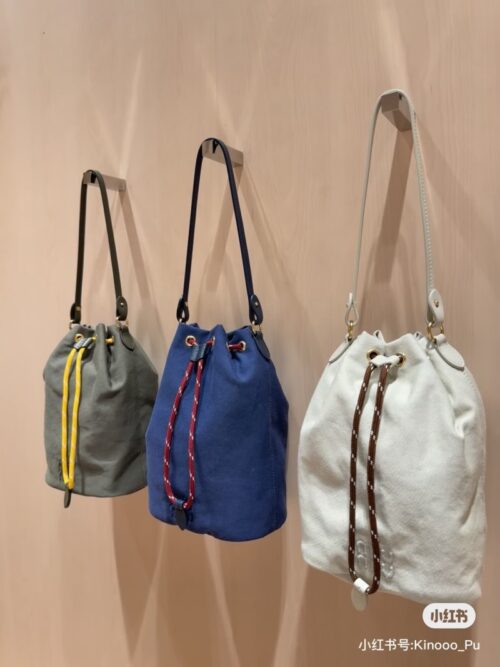 Miu Miu - Bucket Bag