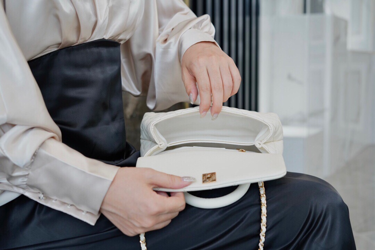 Chanel - Coco Handle - Top Handle Bag - Image 8