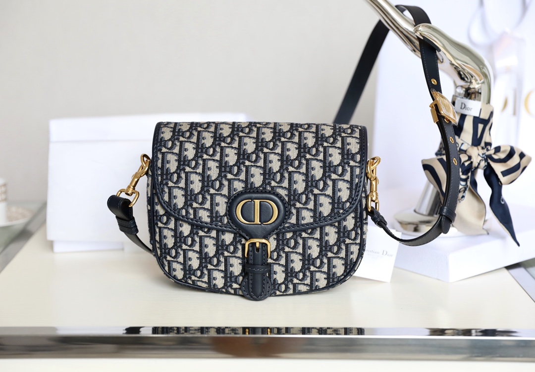 Dior - Oblique - Medium Oblique Canvas Crossbody Bag - Image 7