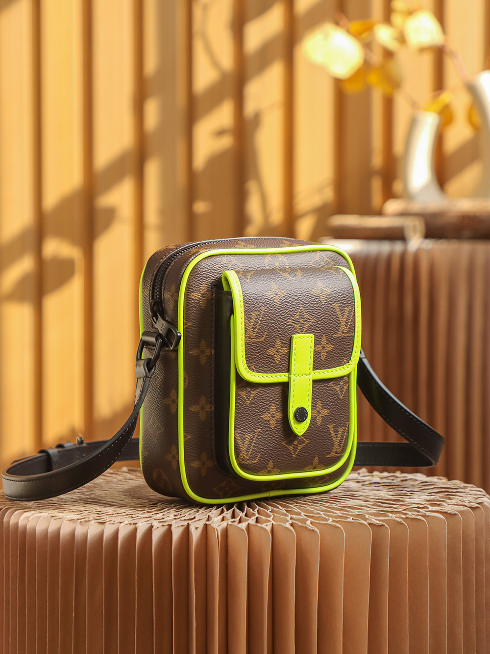Louis Vuitton - Christopher - Christopher Camera Bag - Image 2