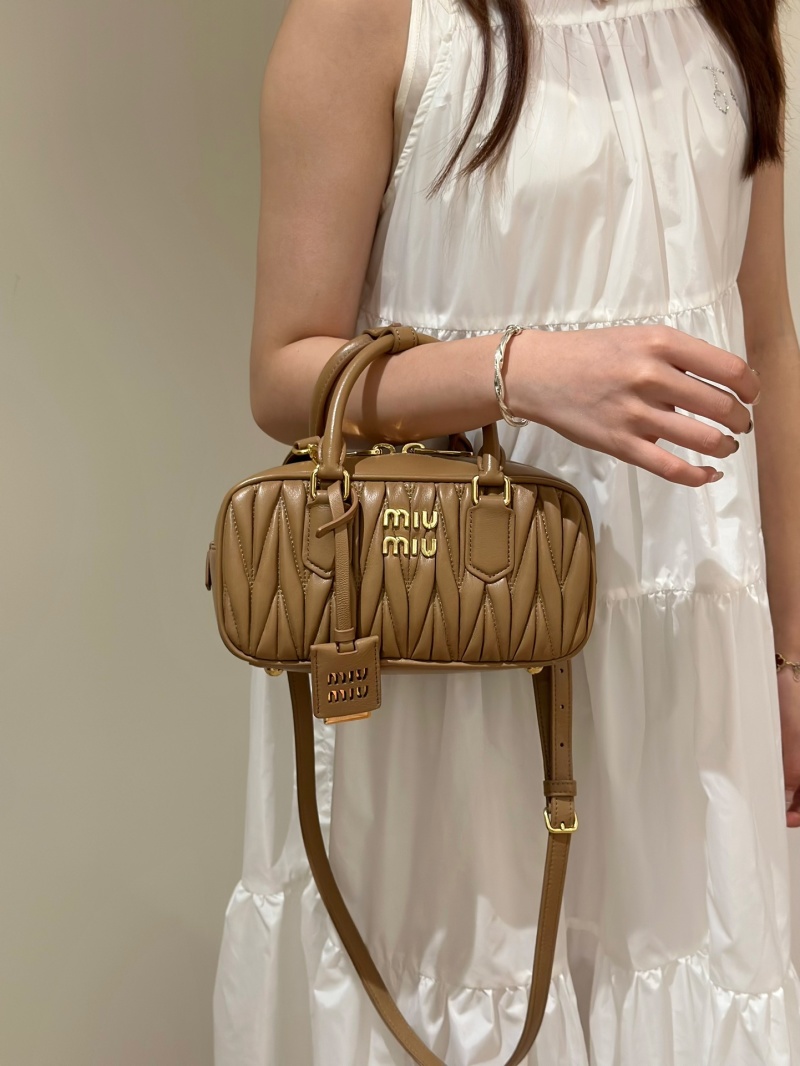 Miu Miu - Matelassé Leather Shoulder Bag - Image 7
