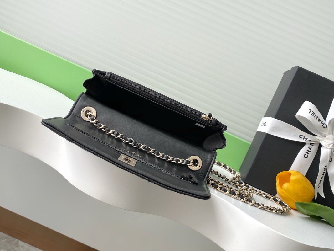 Chanel - Trendy CC - Wallet on Chain - Image 8