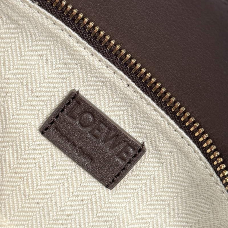 Loewe - Puzzle - Image 8