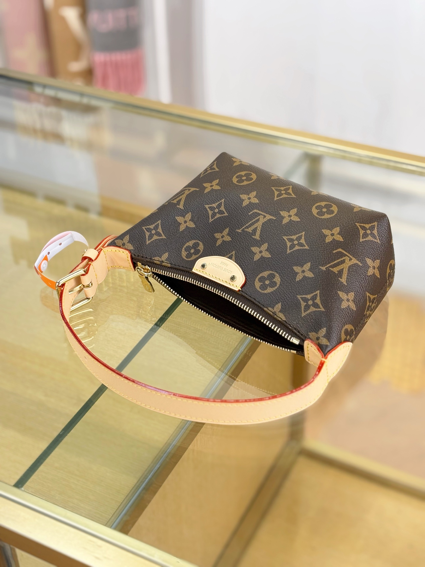 Louis Vuitton - Pochette Hills - Pochette Hills - Image 4