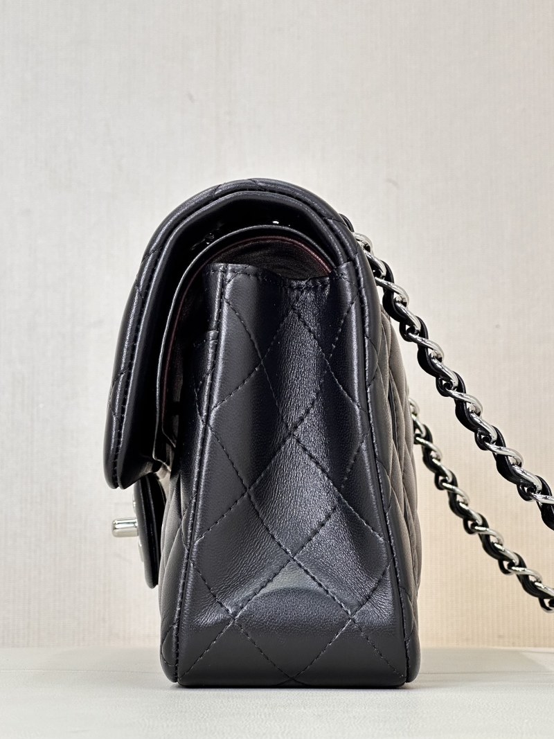 Chanel - Classic Flap - Image 6