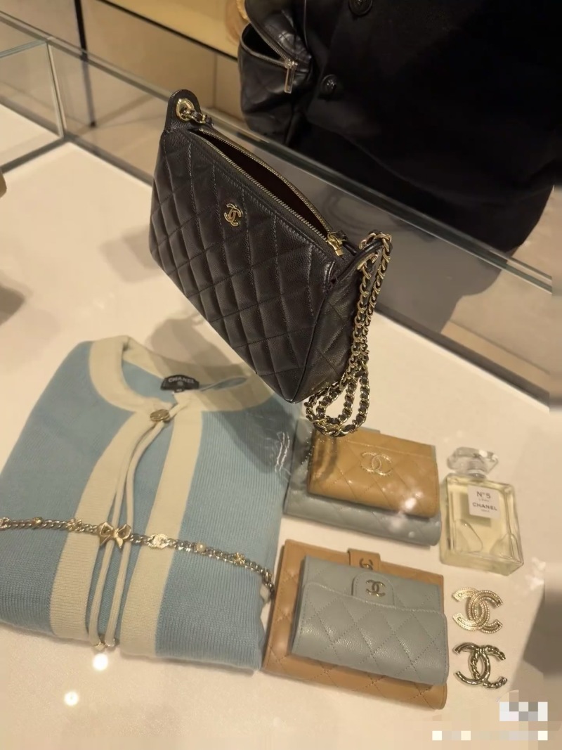 Chanel - Wallet - Image 3