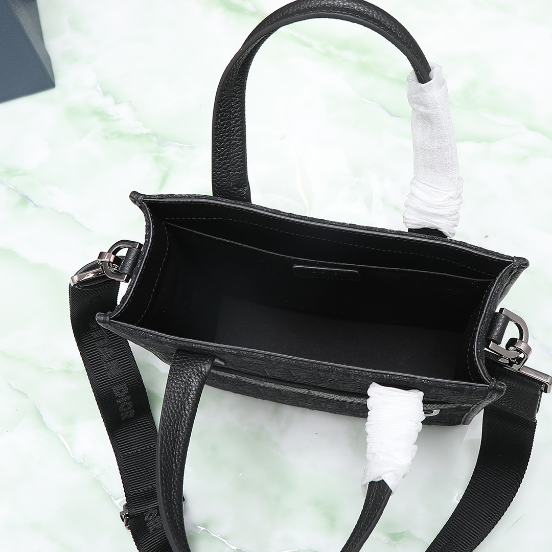 Dior - Safari - Image 7