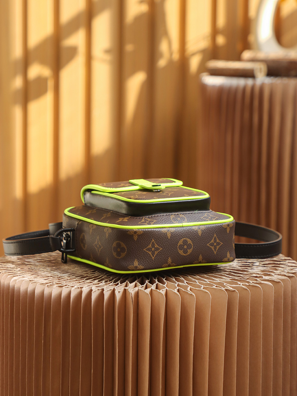 Louis Vuitton - Christopher - Christopher Camera Bag - Image 5